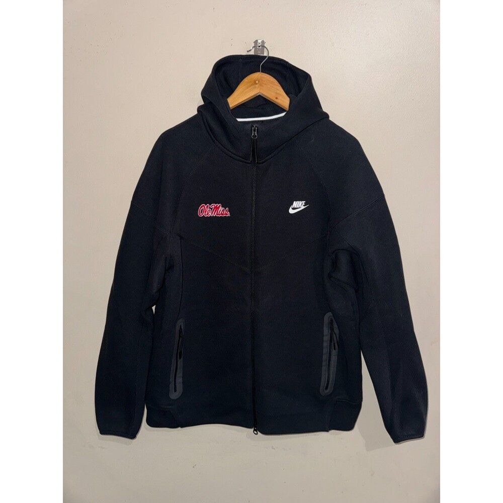 Men XL Nike Ole Miss Rebels Football Team Issue Tech Fleece Hoodie RARE NCAA CFP